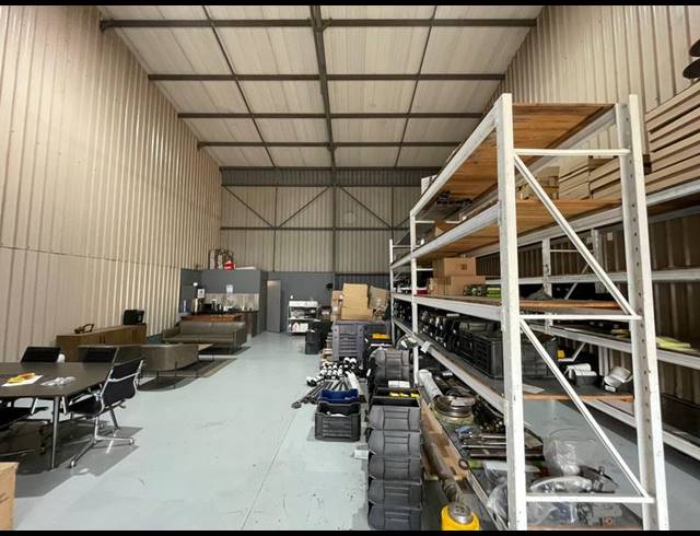 INDUSTRIAL PROPERTY TO RENT IN LYTTELTON